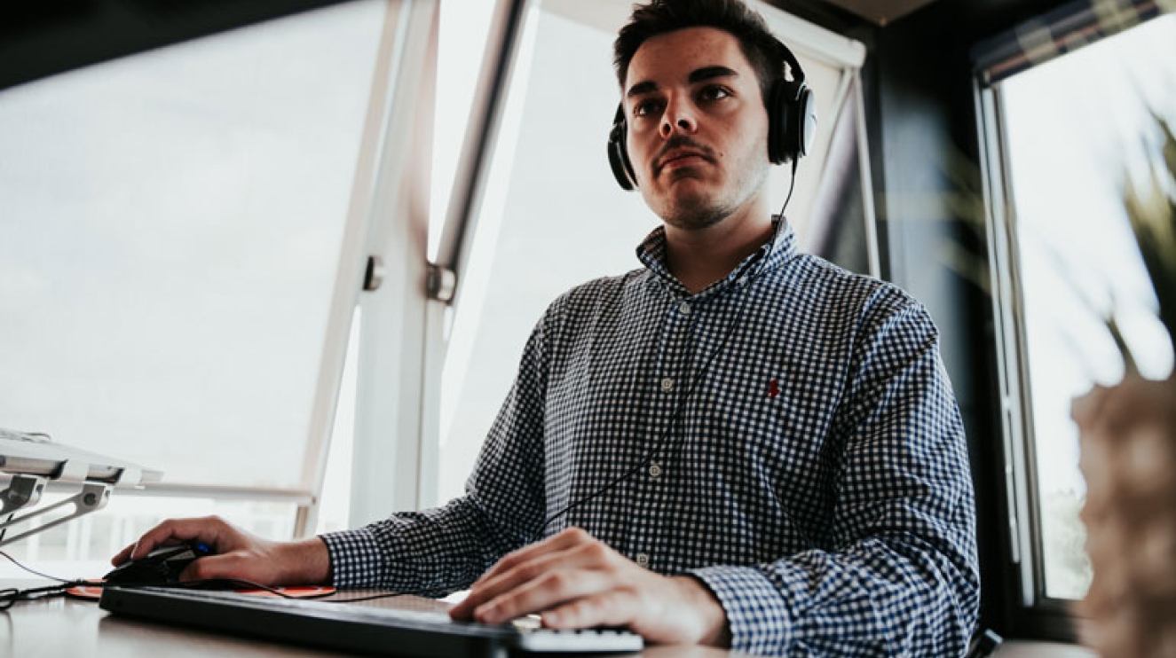Bachelor Développeur Web, Mobile &amp; IA – 1re année — développement au campus Digital Campus de Paris