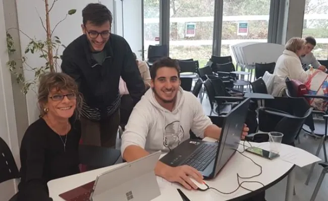 Digital Campus welcomes Digital Seniors! at the Digital Campus Toulouse campus